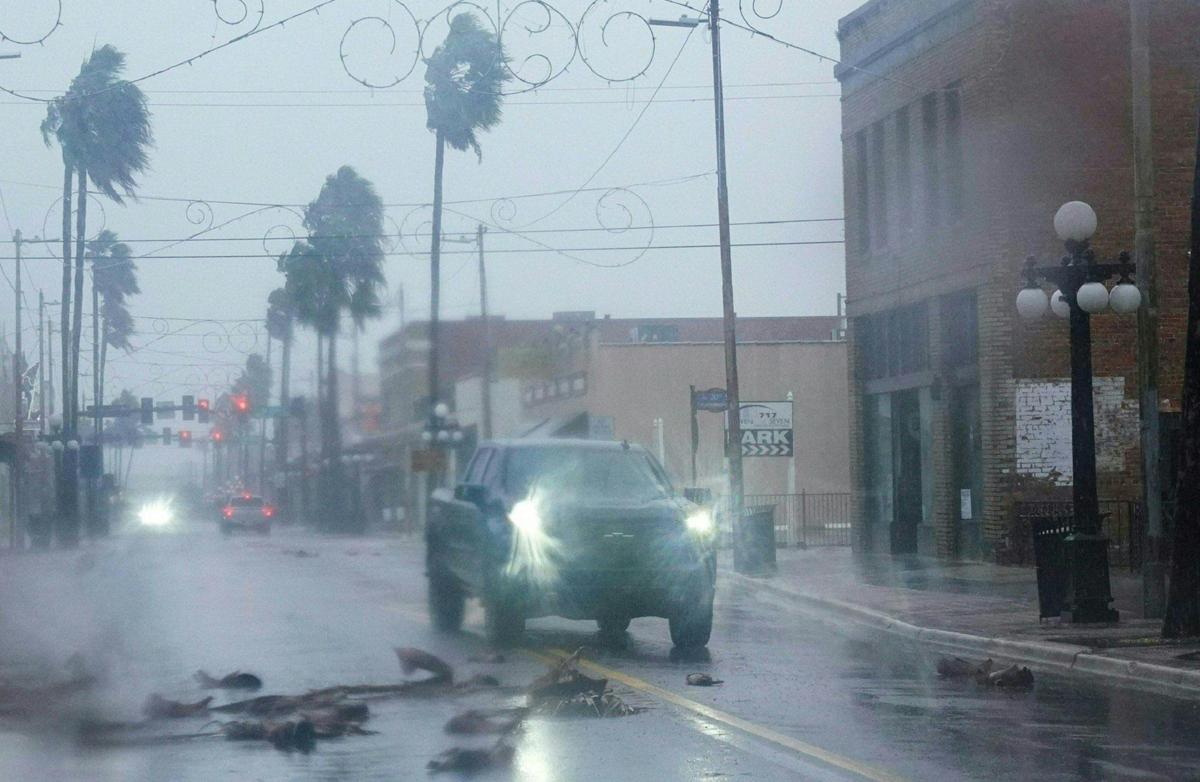 Uragano Ian colpisce la Florida milioni di persone senza elettricità